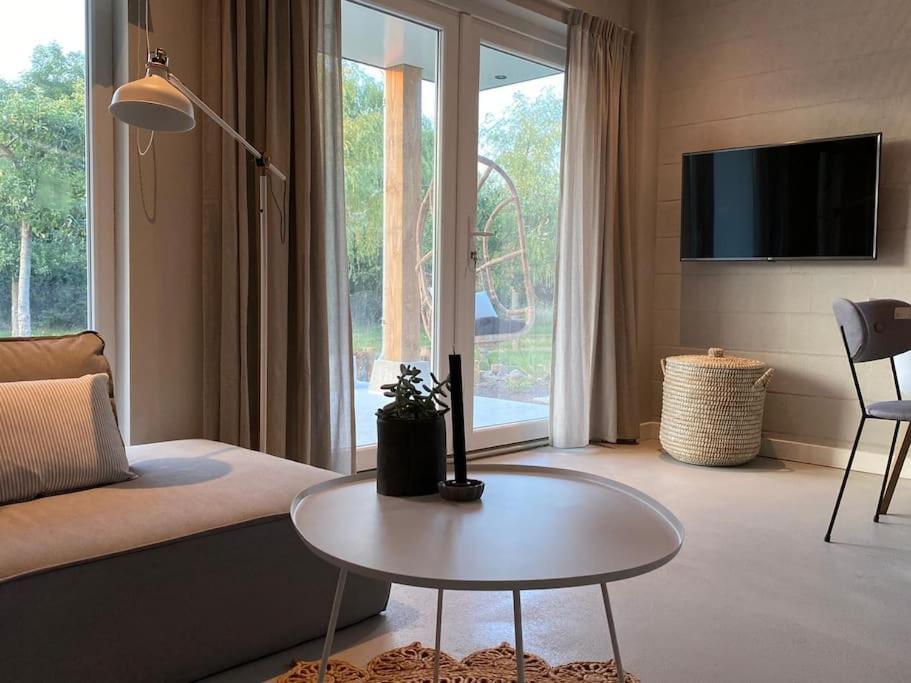 Stijlvol Huisje Met Veranda! Tuynloodz A Beers  エクステリア 写真